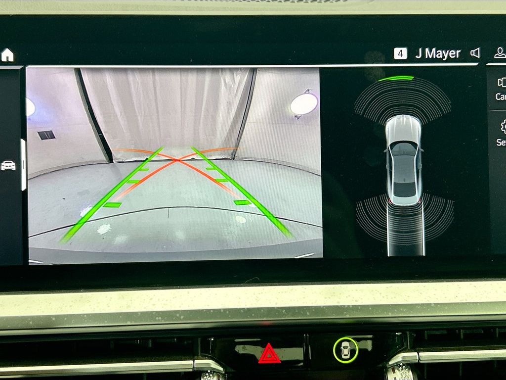 Thumbnail: 2022 BMW M4 - 15