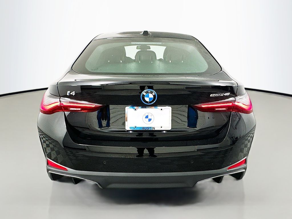 Thumbnail: 2025 BMW i4 - 6