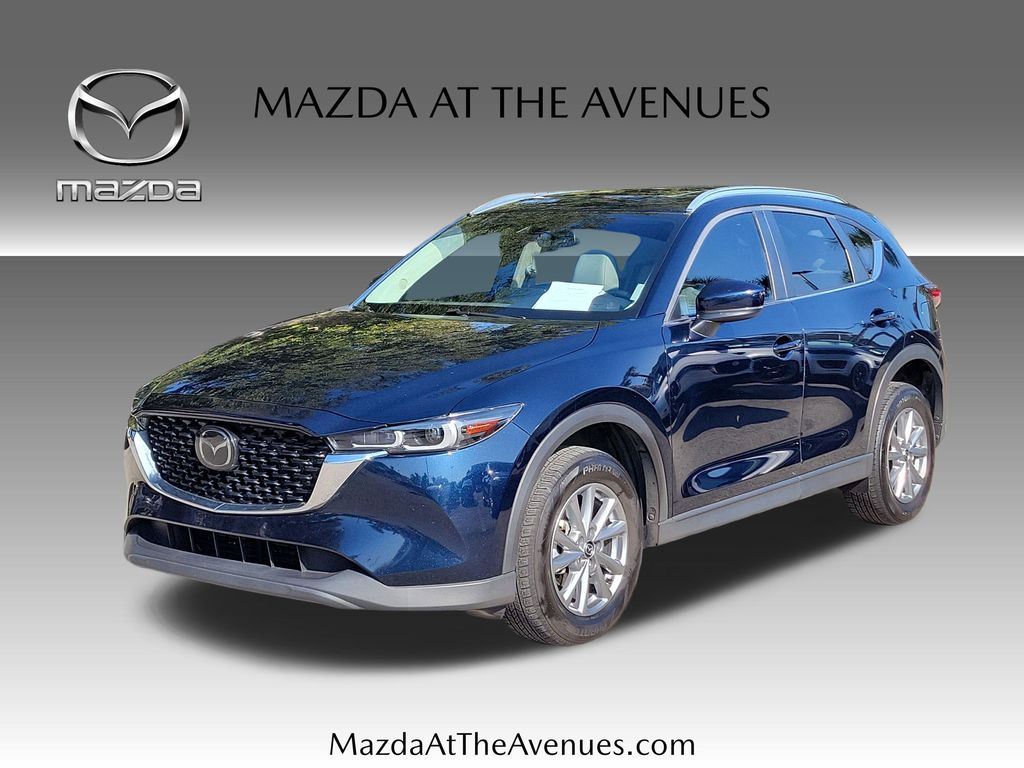 2022 Mazda CX-5 S Preferred package's photo