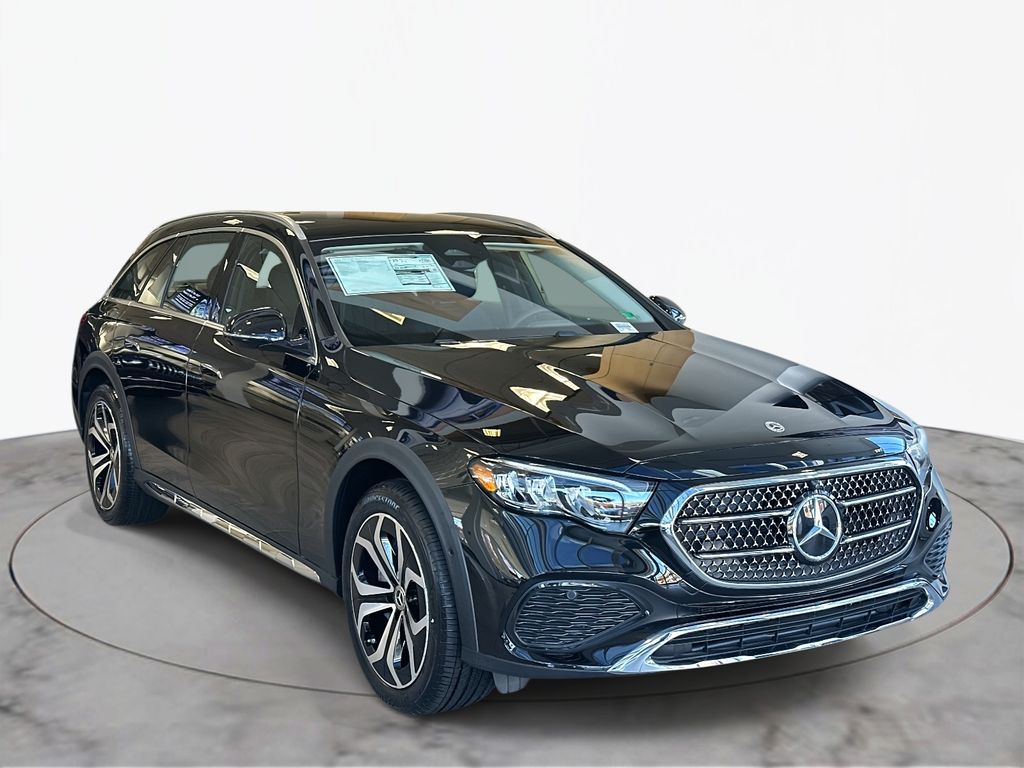 Thumbnail: 2025 Mercedes-Benz E-Class - 3