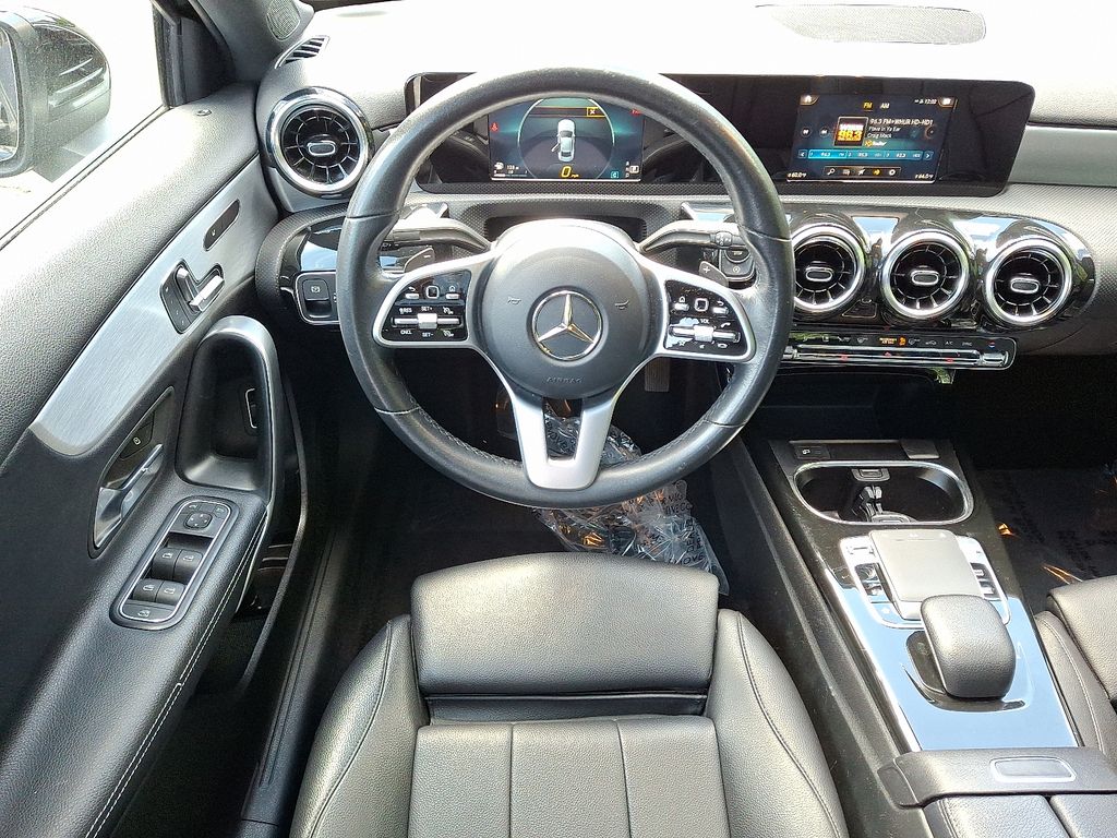 Thumbnail: 2019 Mercedes-Benz A-Class - 11