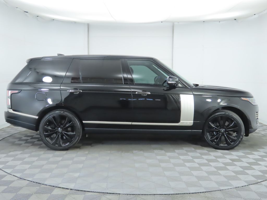 Thumbnail: 2021 Land Rover Range Rover - 4