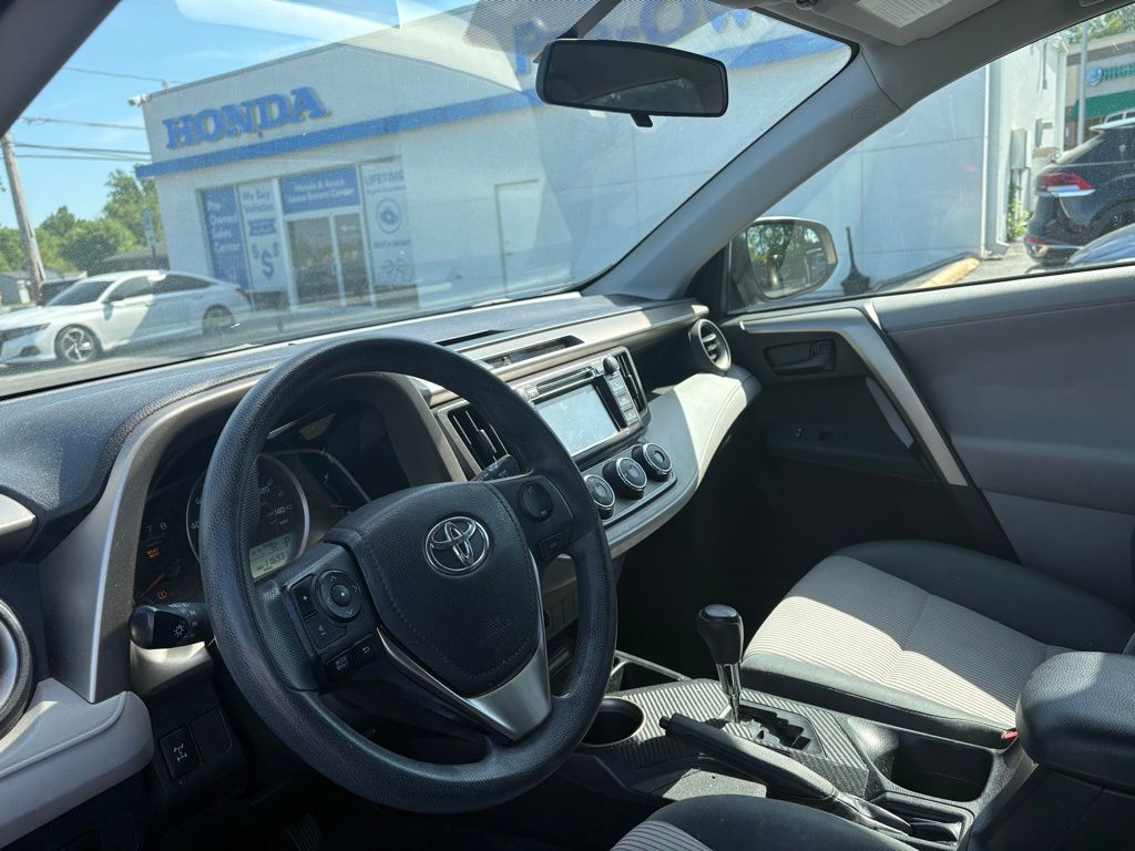 2013 Toyota RAV4 LE