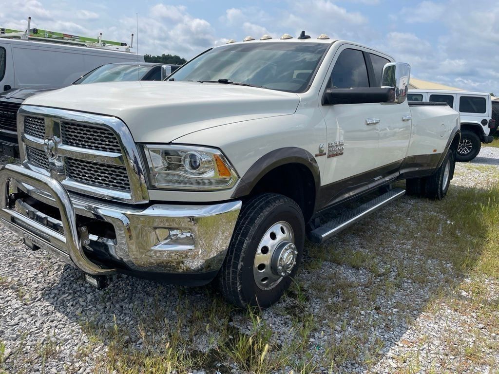 2018 RAM 3500 Blanco (Pearl White) Camioneta Todo terreno 6 velocidades Automática