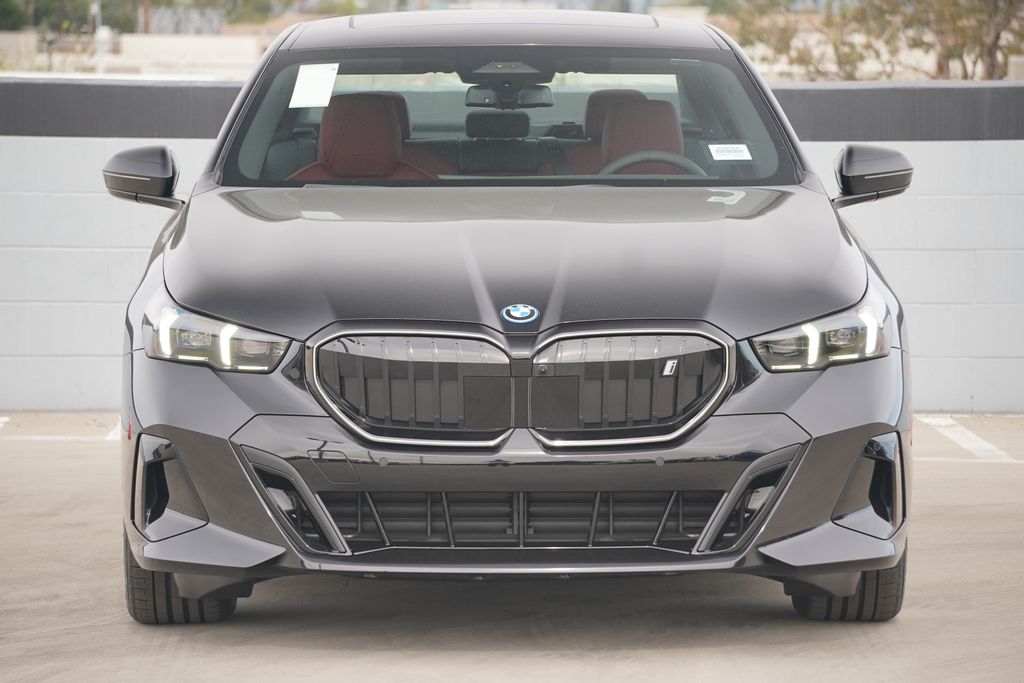 Thumbnail: 2026 BMW i5 - 2