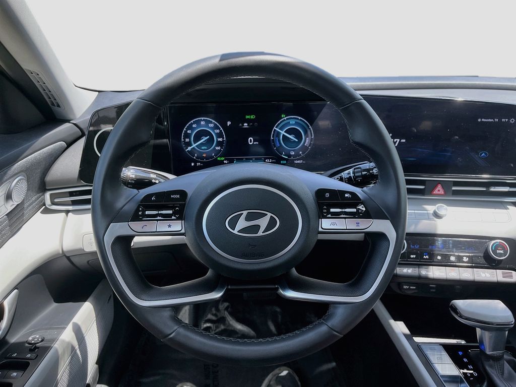 Used 2025 Gray Hyundai Limited image 11