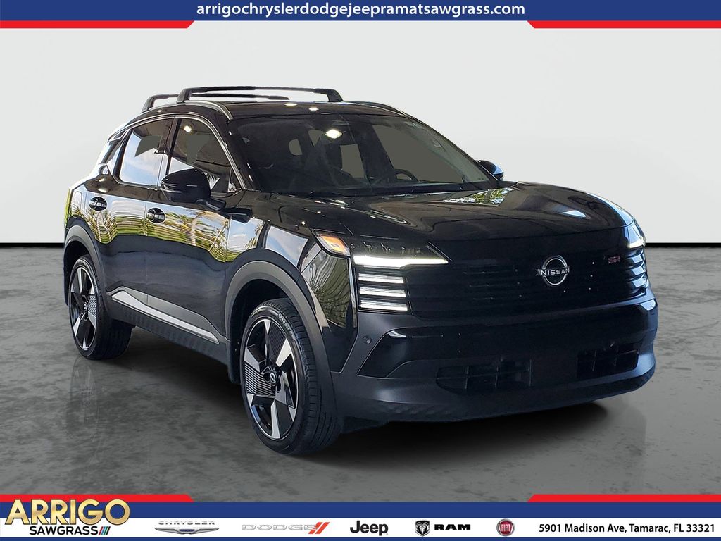 2025 Nissan Kicks SR