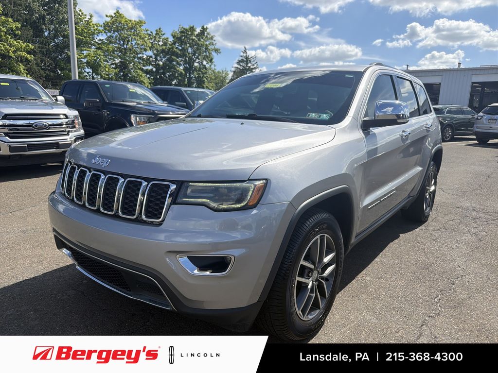 Billet Silver Metallic Clearcoat 2017 Jeep Grand Cherokee SUV / Crossover Four-Wheel Drive 8-Speed Automatic