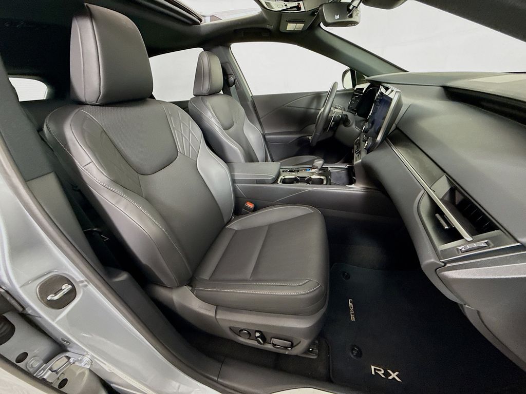 Thumbnail: 2025 Lexus RX - 29