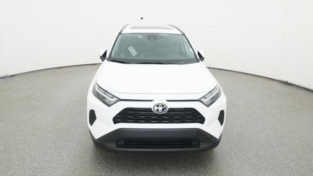 Thumbnail: 2025 Toyota RAV4 - 8