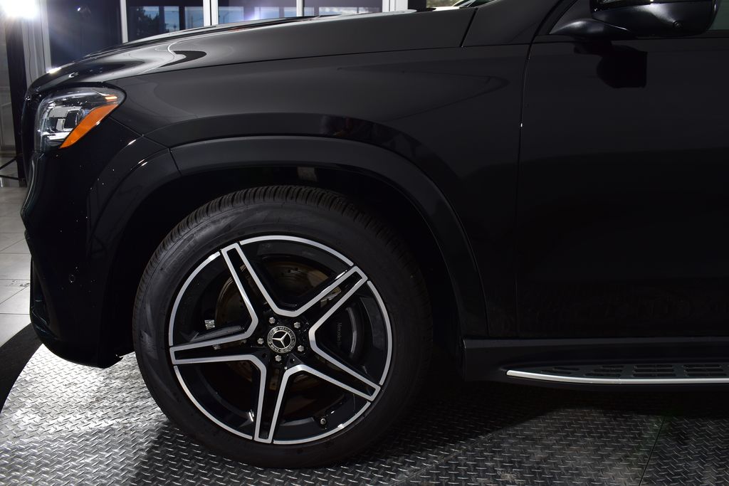 Thumbnail: 2025 Mercedes-Benz GLS - 9