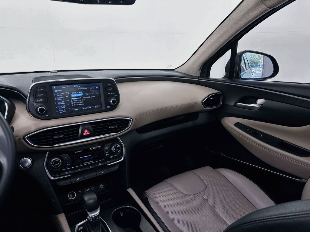 Thumbnail: 2020 Hyundai Santa Fe - 24