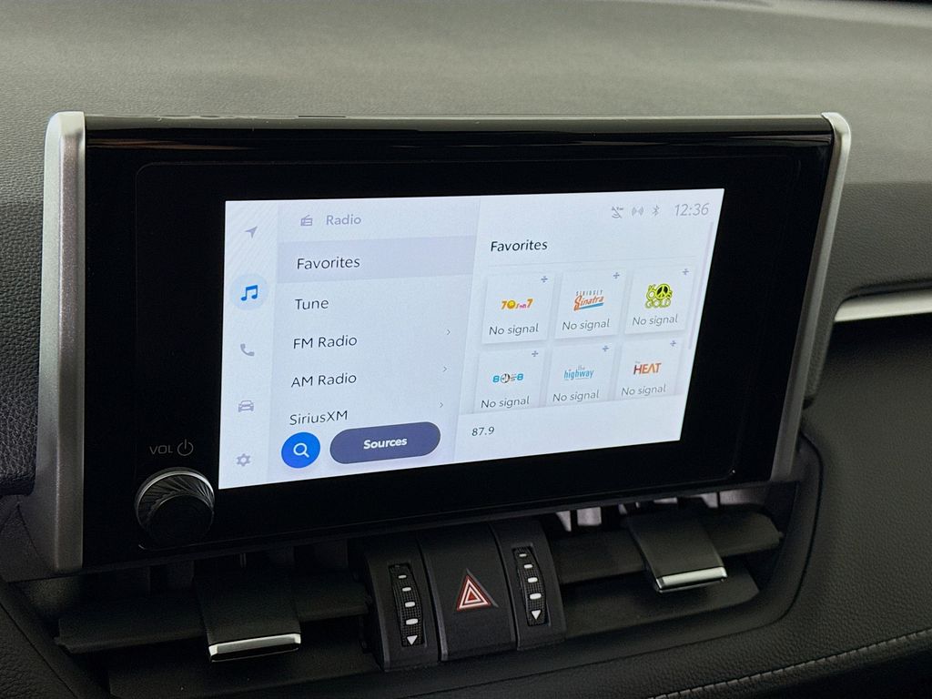 View vehicle photo 6