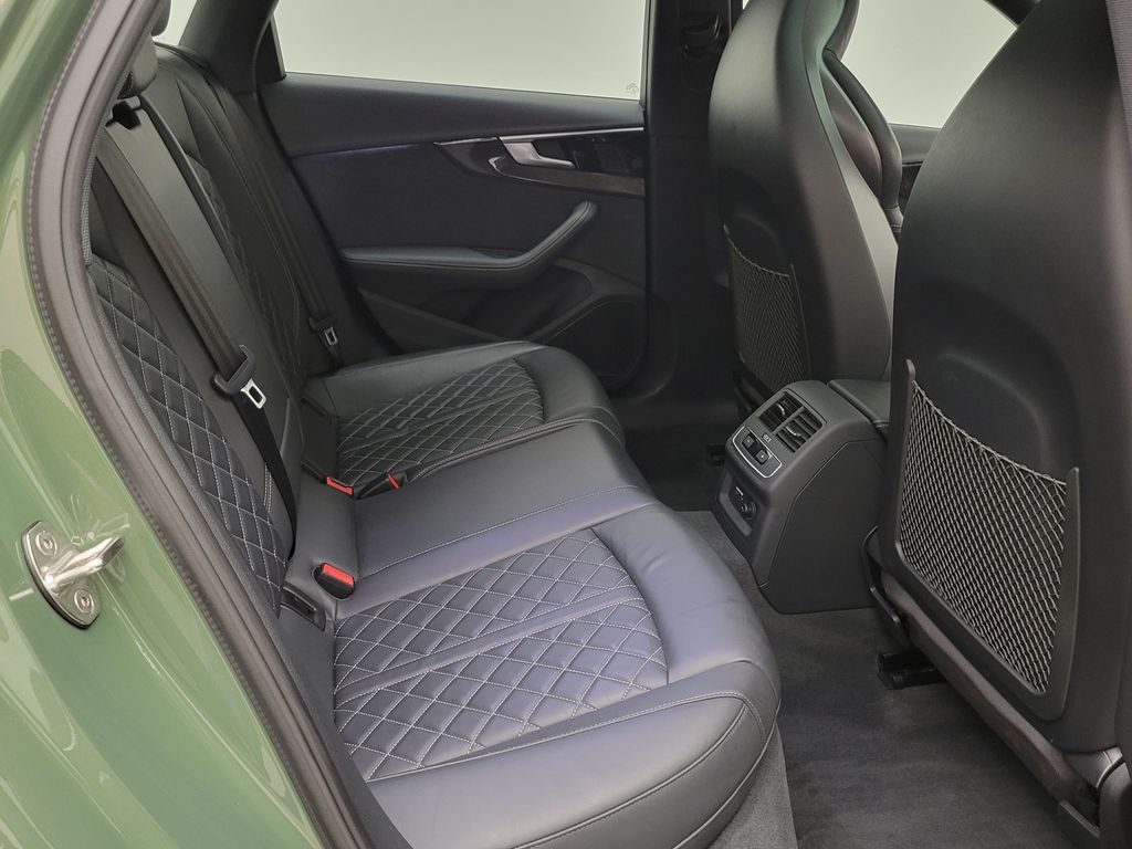 Thumbnail: 2023 Audi S4 - 15