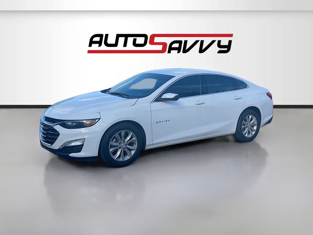 Used 2024 White Chevrolet LT image 3
