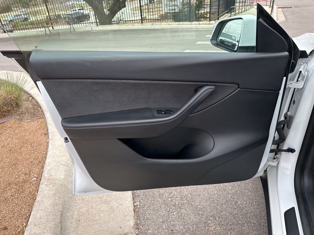 Used Car 2021 Tesla Model Y  Long Range For Sale Under $30,000 In Austin, Texas