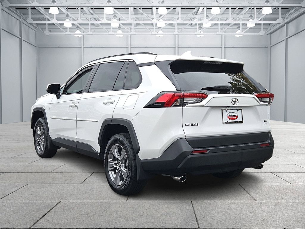 Thumbnail: 2024 Toyota RAV4 - 7