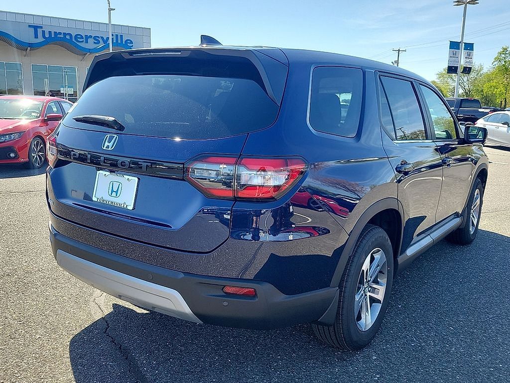 Thumbnail: 2025 Honda Pilot - 4