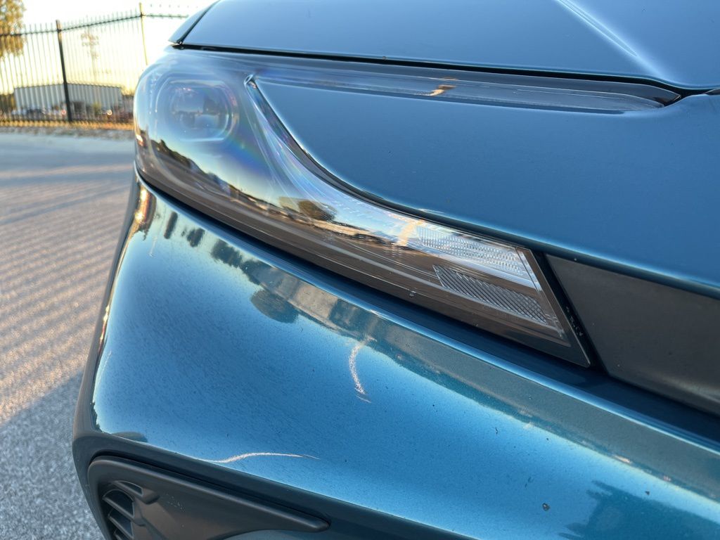 Thumbnail: 2025 Toyota Camry - 13