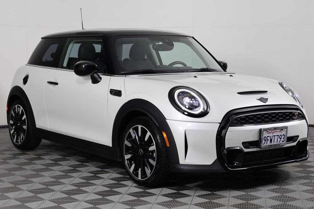 Thumbnail: 2024 MINI Cooper - 3