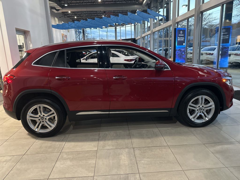 2021 Mercedes-Benz GLA GLA 250 8