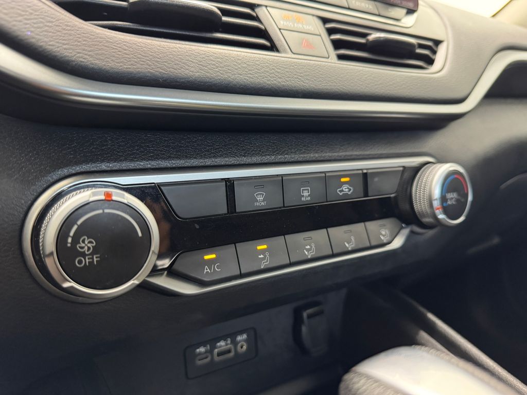 Used Car 2022 Nissan Altima  2.5 Sv For Sale Under $20,000 In Austin, Texas