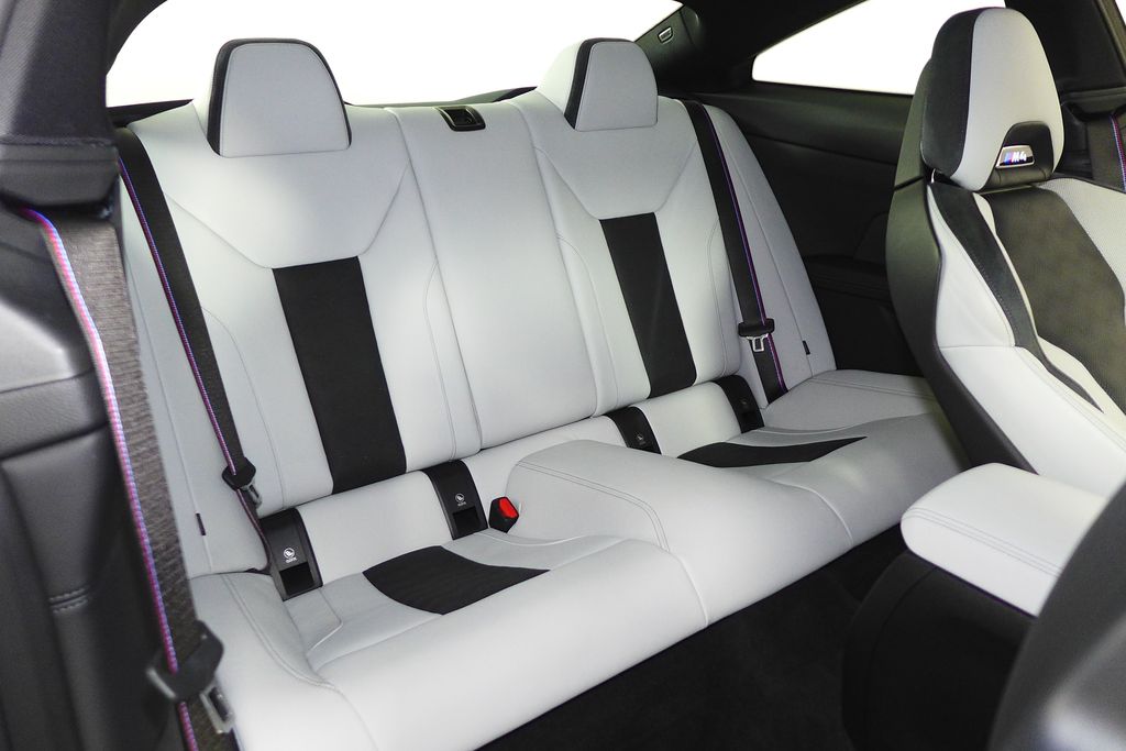 Thumbnail: 2025 BMW M4 - 20