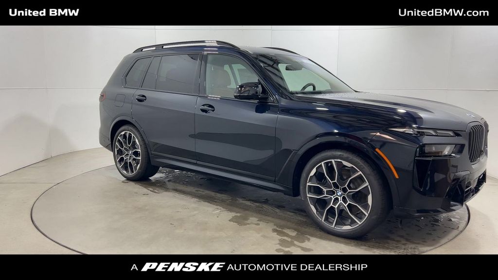 2026 BMW X7 M60i 2