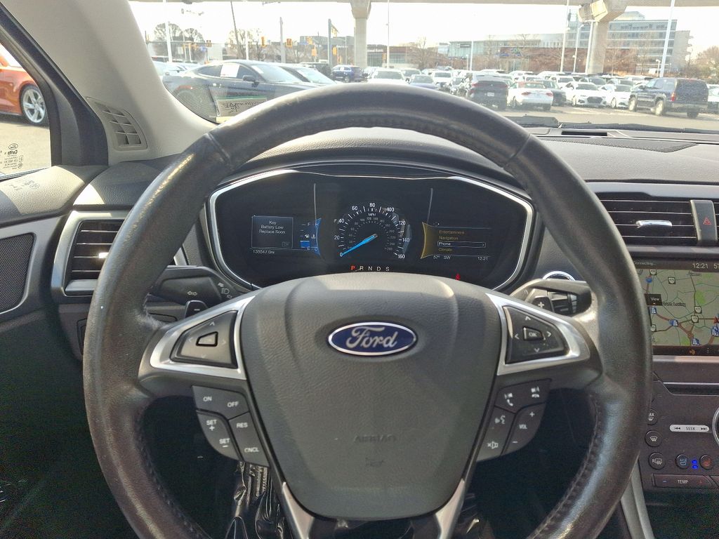 2016 Ford Fusion Titanium 19