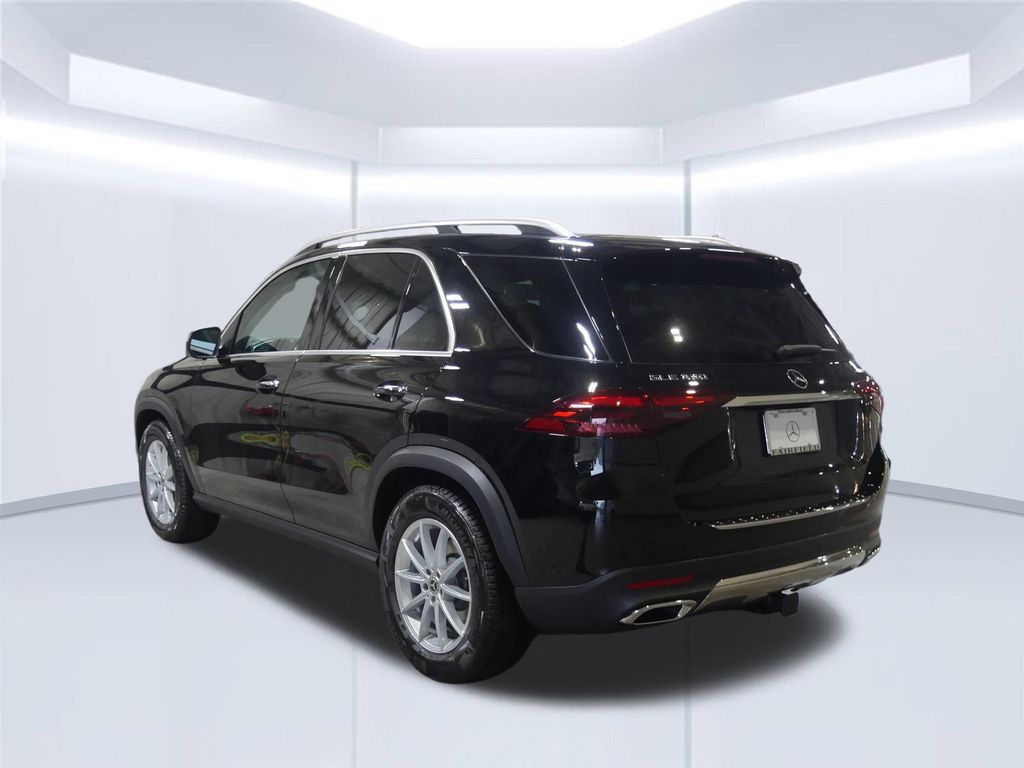 Thumbnail: 2026 Mercedes-Benz GLE - 3