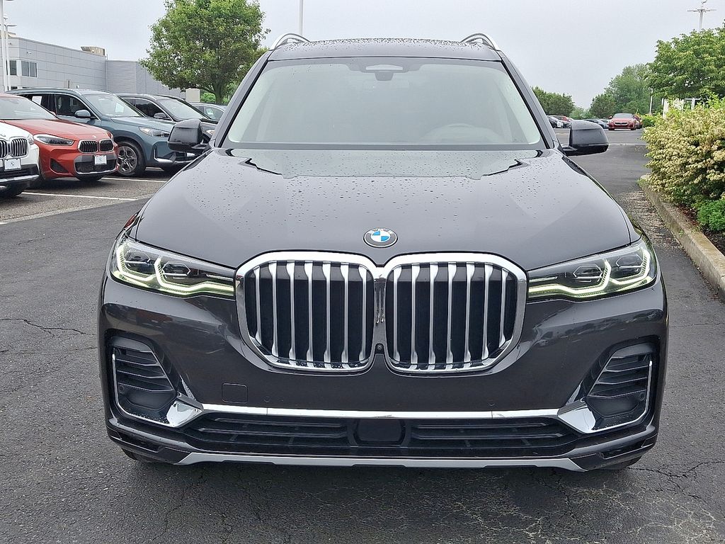 2022 BMW X7 xDrive40i 2