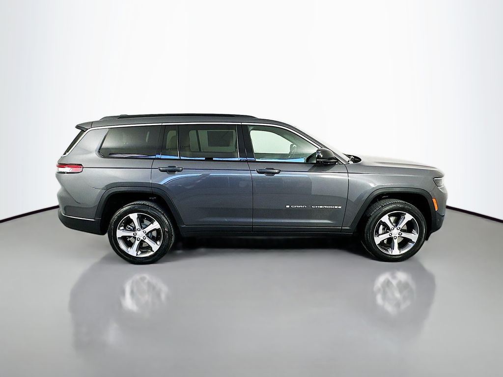 JeepGrand Cherokee L8