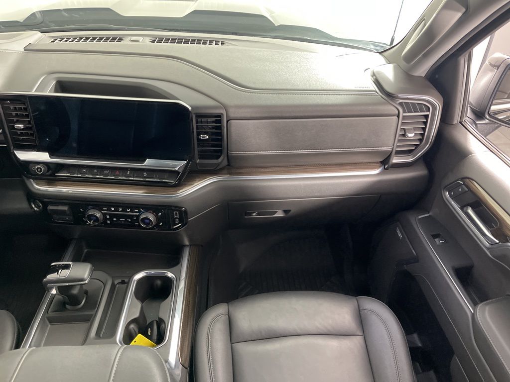 Thumbnail: 2024 Chevrolet Silverado 1500 - 19