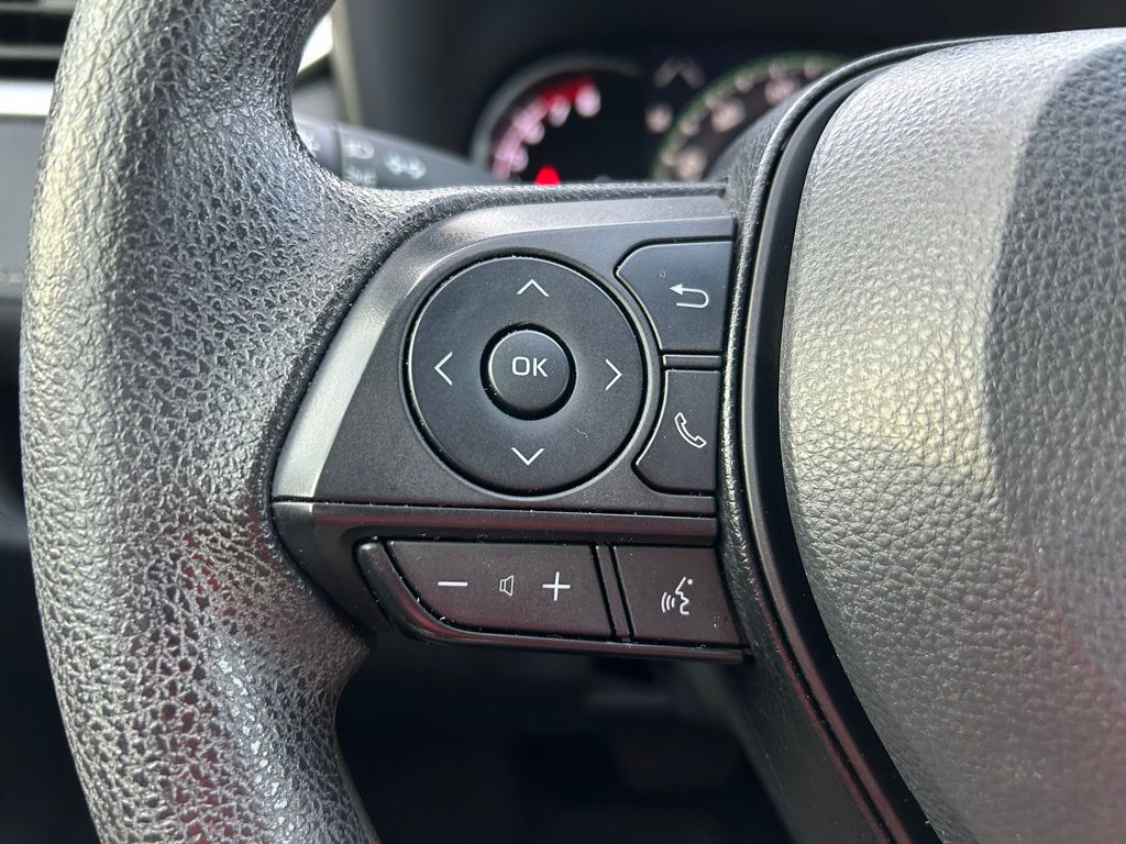 Thumbnail: 2024 Toyota RAV4 - 20