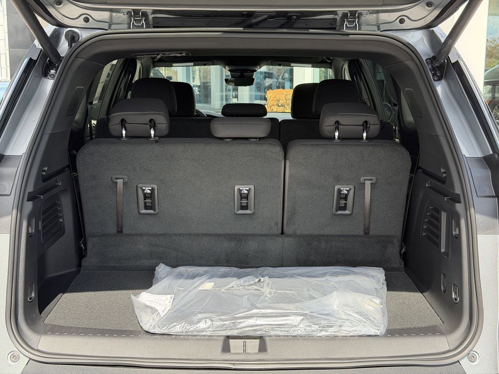 new 2026 GMC Acadia car, priced at $45,330