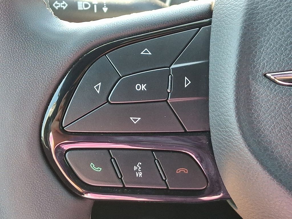 Thumbnail: 2025 Chrysler Pacifica - 25