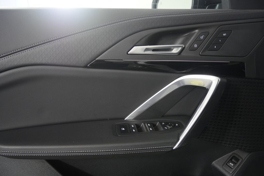 Thumbnail: 2026 BMW X2 - 8