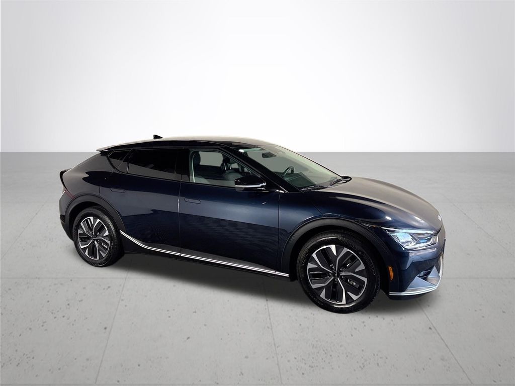 2024 Kia EV6 Light