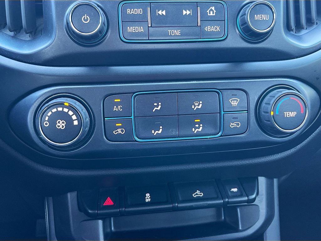 Used 2015 Black Chevrolet LT image 15