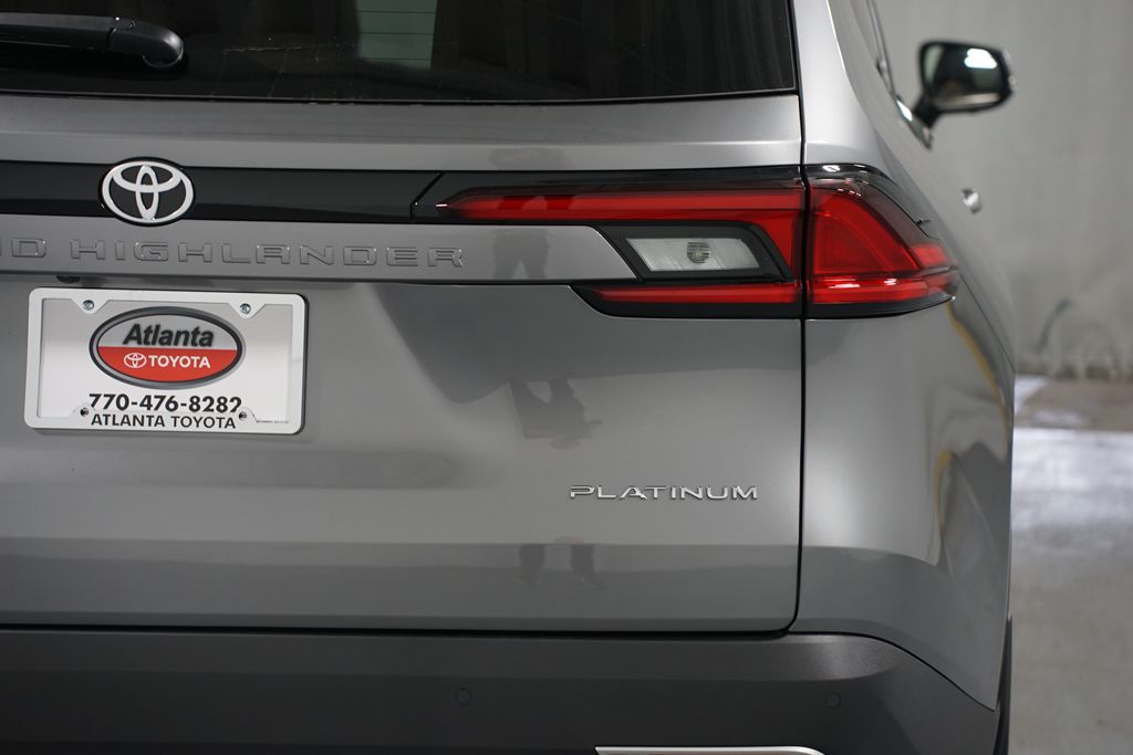 Thumbnail: 2026 Toyota Grand Highlander - 10