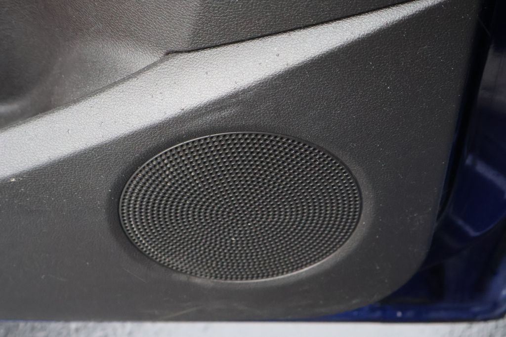 Thumbnail: 2016 Ford Escape - 16