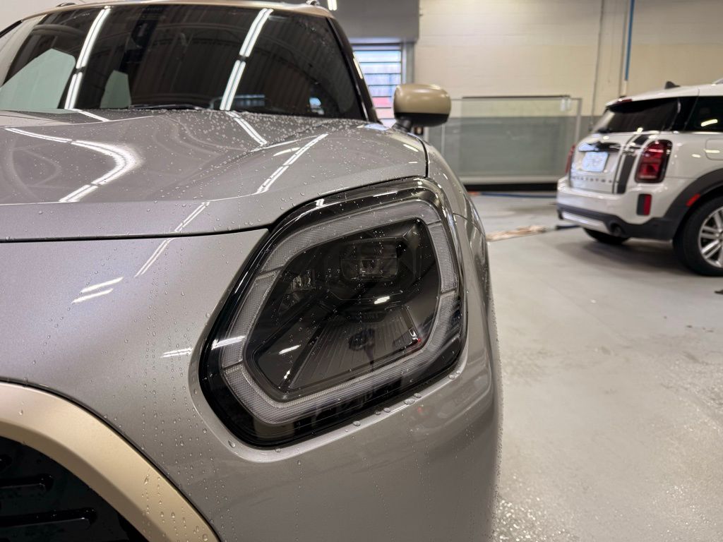 Thumbnail: 2026 MINI Cooper Countryman - 9