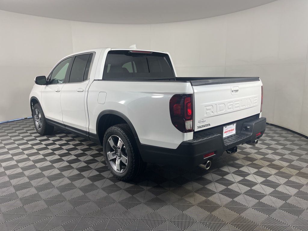 Thumbnail: 2026 Honda Ridgeline - 3