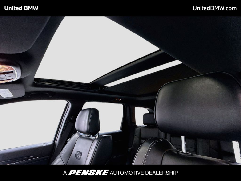 Thumbnail: 2015 Jeep Grand Cherokee - 12
