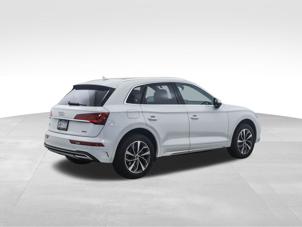 Thumbnail: 2021 Audi Q5 - 5