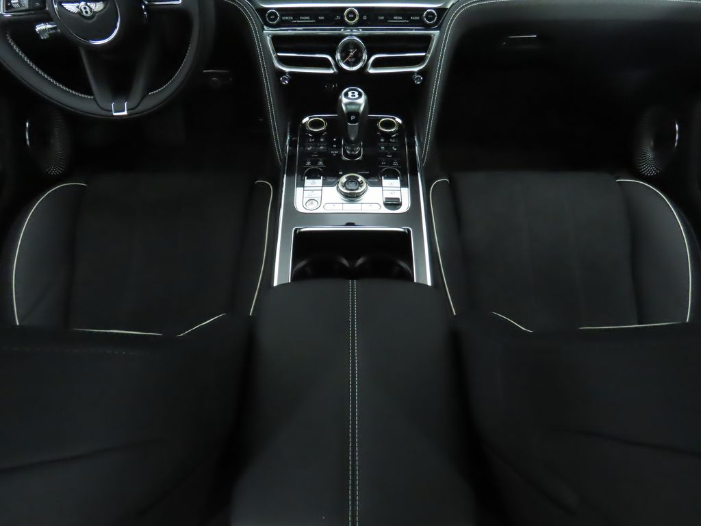 2025 Bentley Flying Spur Speed 18