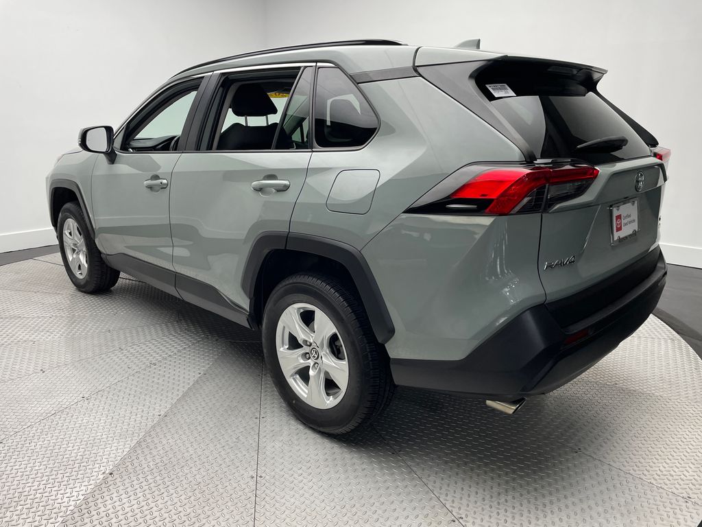Thumbnail: 2021 Toyota RAV4 - 7