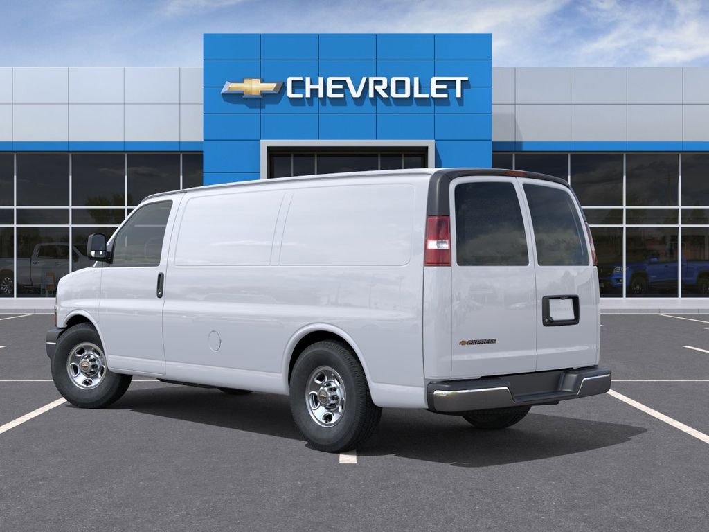 2026 Chevrolet Express 2500 — photo 3