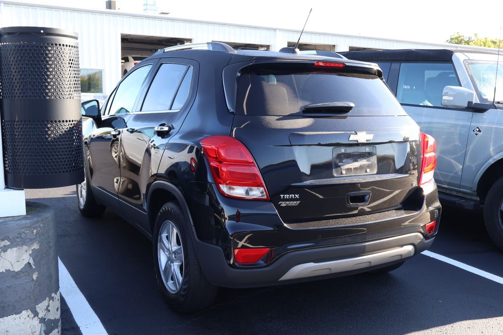Thumbnail: 2020 Chevrolet Trax - 10
