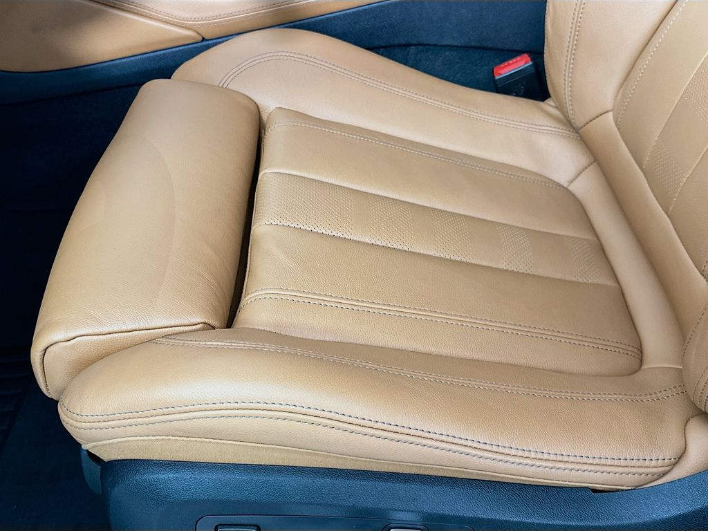 Thumbnail: 2022 BMW X6 - 20